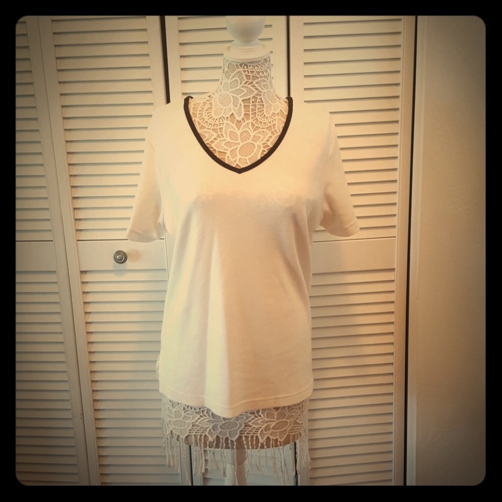 Fashion bug white ribbed knit tee